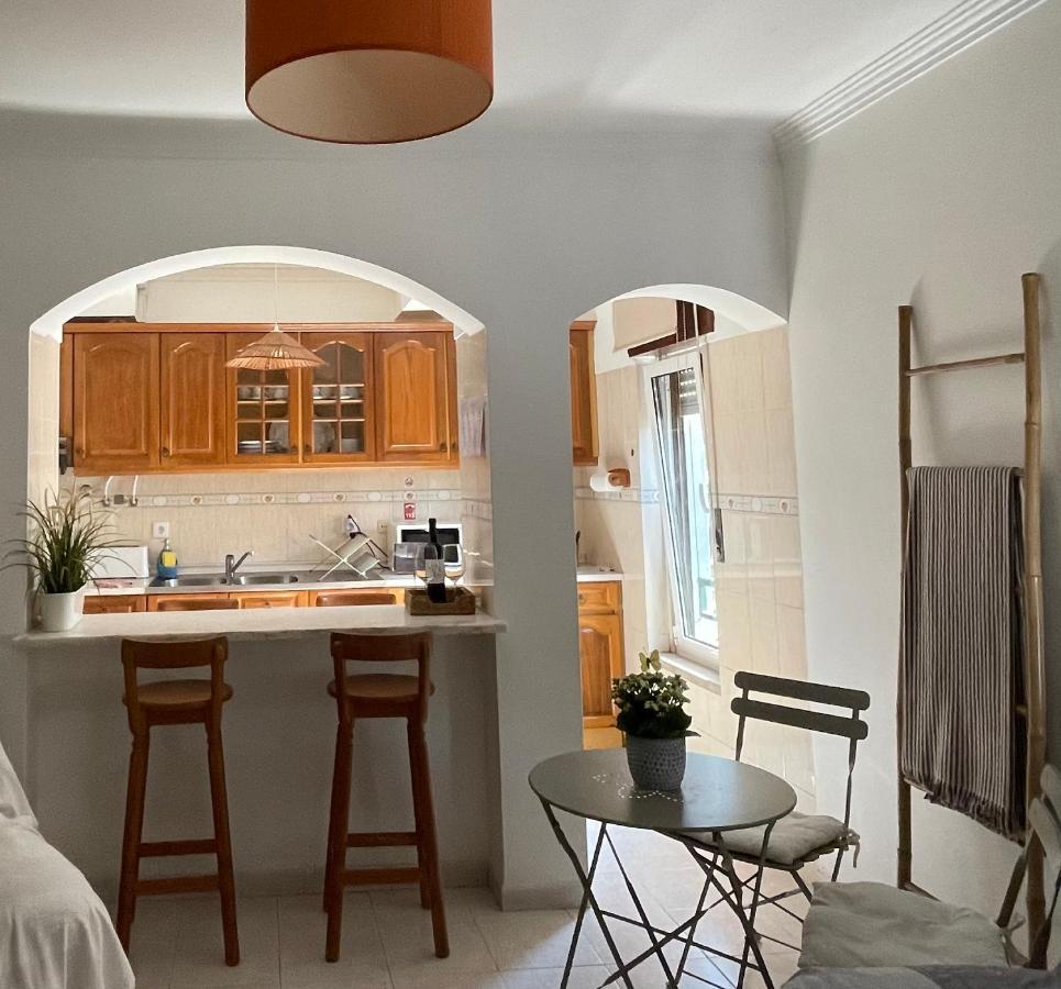Besthomestay- Caparica Beach Lisbon Almada Eksteriør bilde