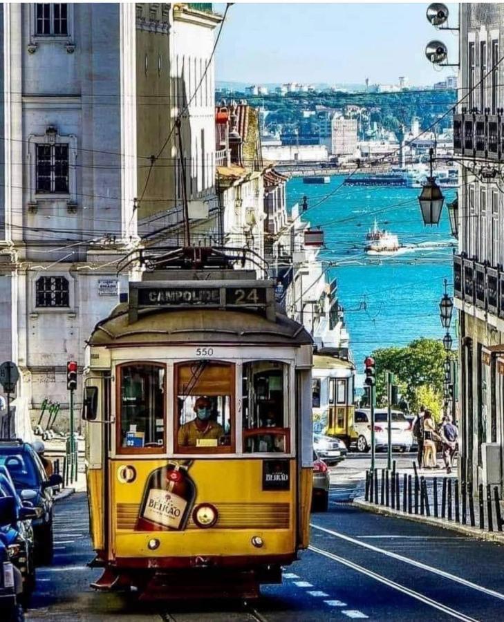 Besthomestay- Caparica Beach Lisbon Almada Eksteriør bilde