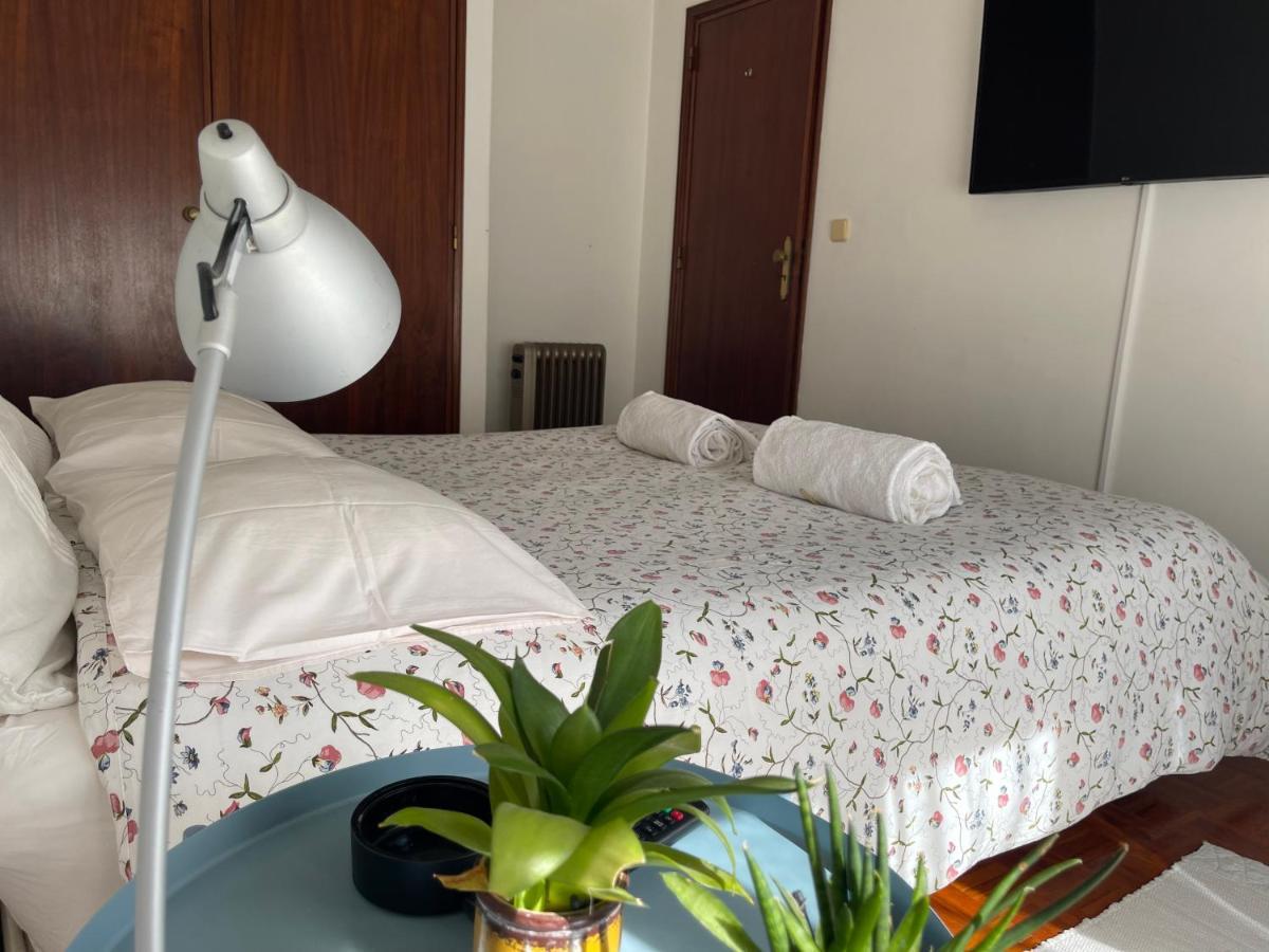 Besthomestay- Caparica Beach Lisbon Almada Eksteriør bilde