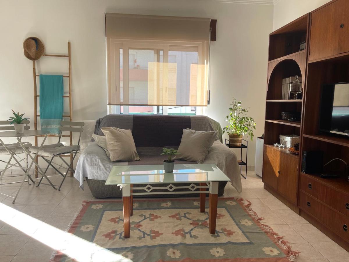 Besthomestay- Caparica Beach Lisbon Almada Eksteriør bilde