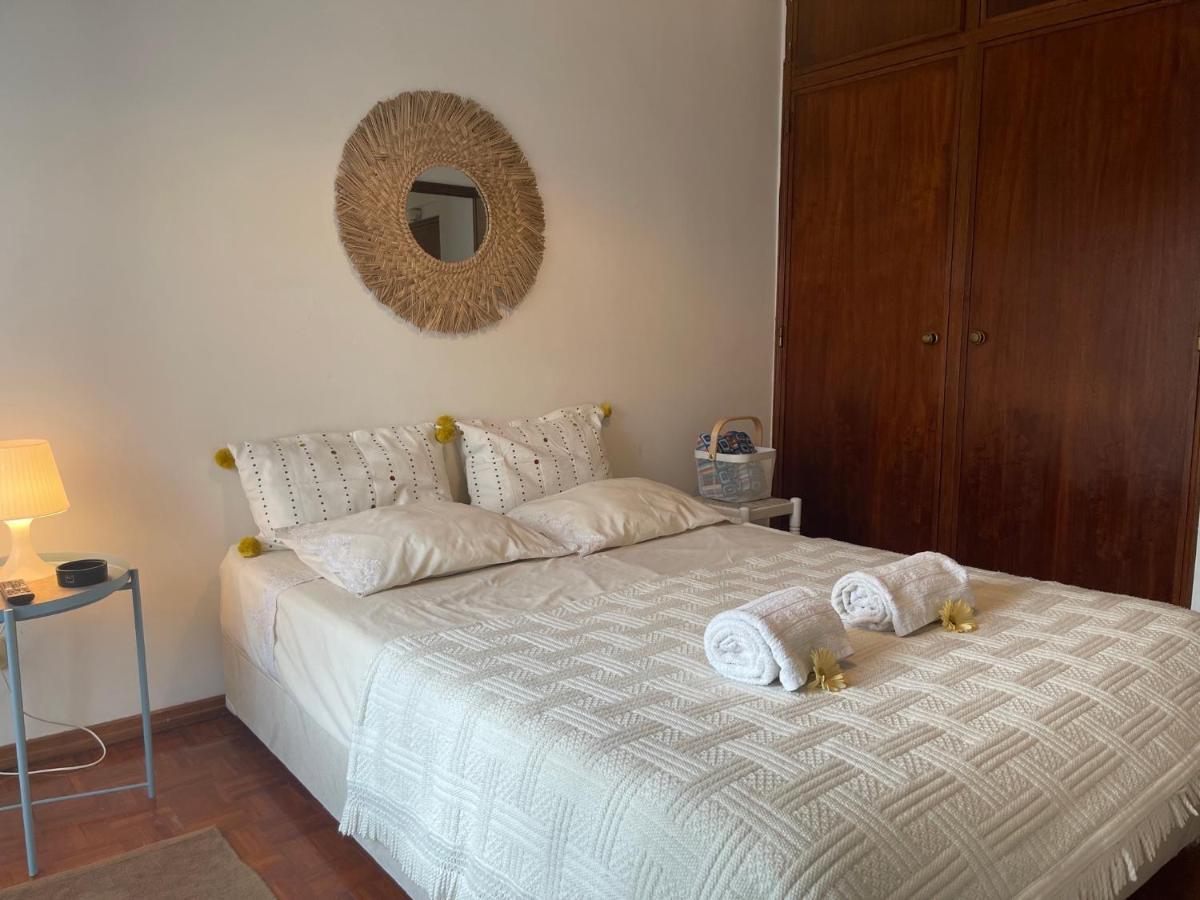 Besthomestay- Caparica Beach Lisbon Almada Eksteriør bilde